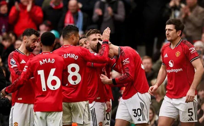 爱游戏娱乐-舒梅切尔称曼联一两年内可争冠，力荐卡里克转正|曼城|阿斯顿维拉|俱乐部|球员|图多尔_新浪体育_新浪新闻